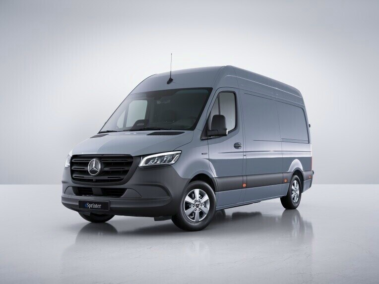 La linea di equipaggiamento PRO di Mercedes-Benz eSprinter Furgone.