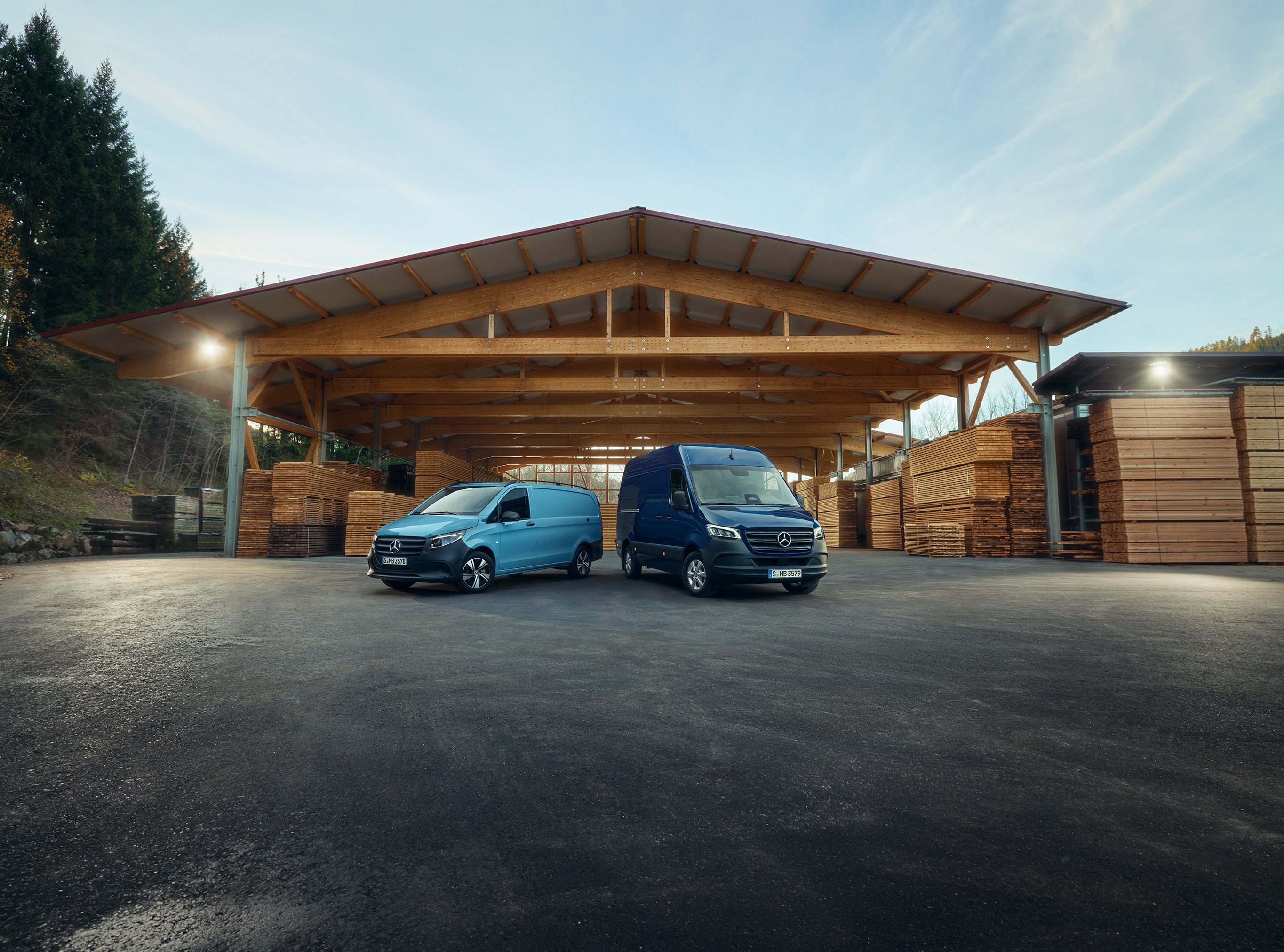 Utilitaire légers | Véhicules industriels | Mercedes-Benz Les Mercedes-Benz Vito et Sprinter