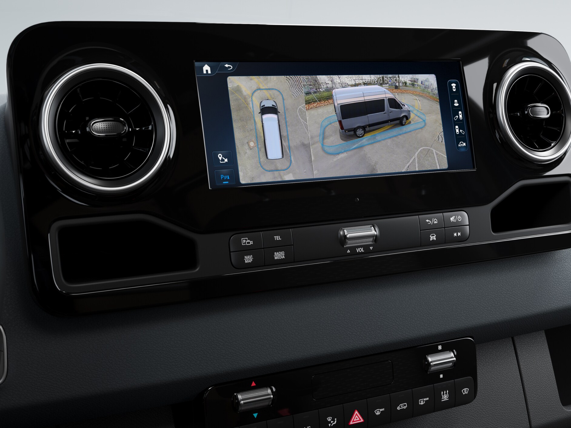Der 3D Surround View im MBUX Multimediasystem in einem Mercedes-Benz Transporter.