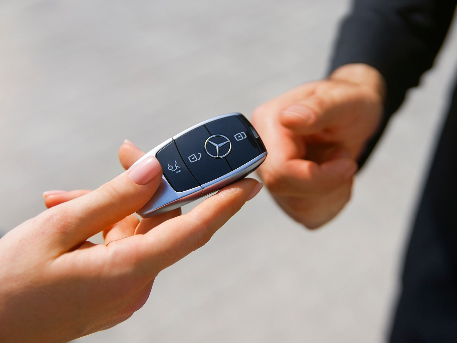 Mercedes-Benz Rent.