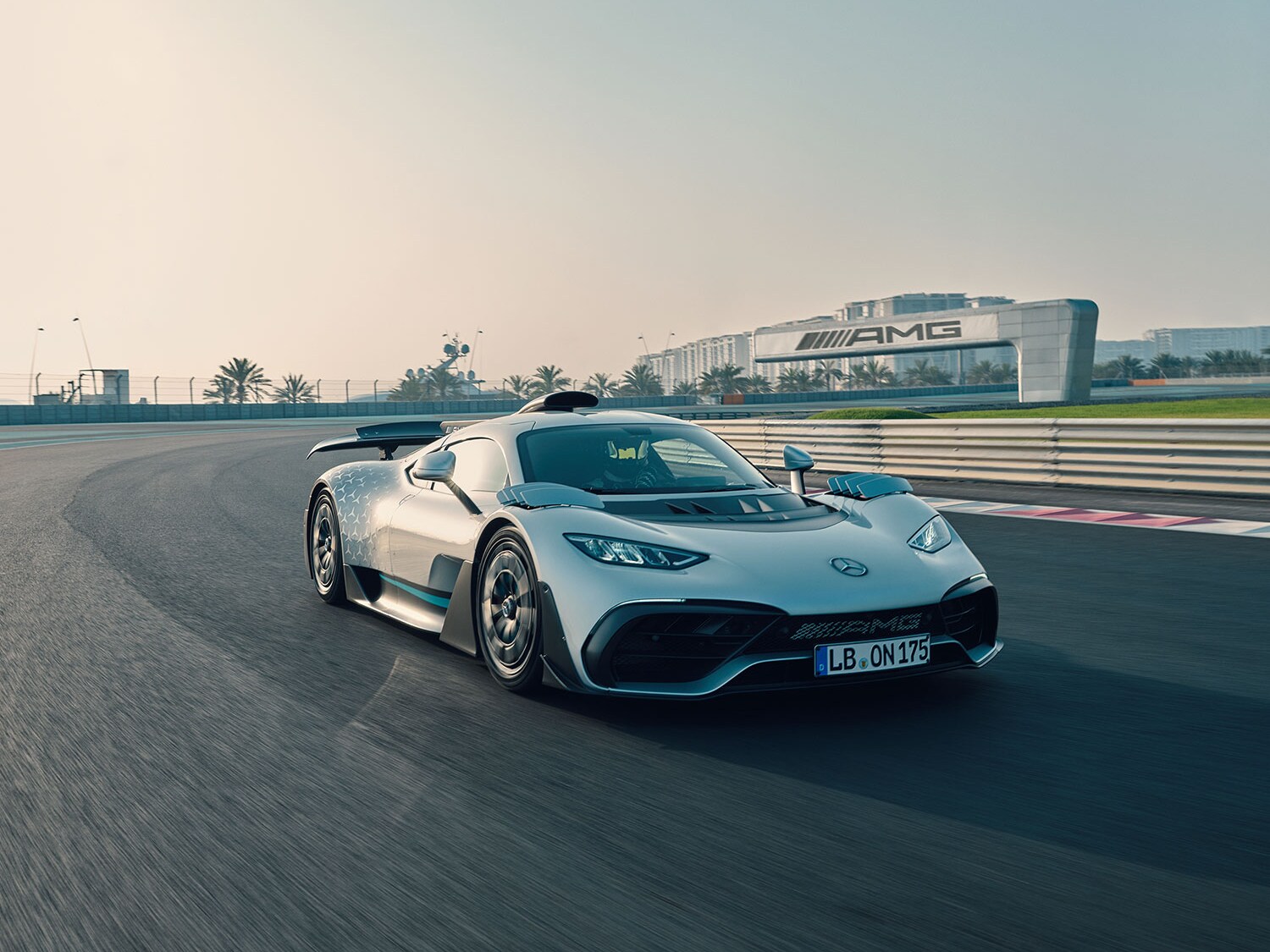 Mercedes-AMG ONE sur le circuit