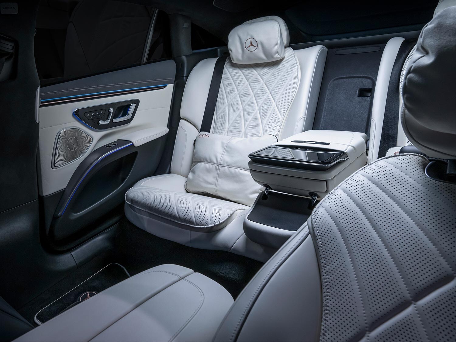 Das luxuriöse Interieur des Mercedes-Benz ECQ 580 4MATIC