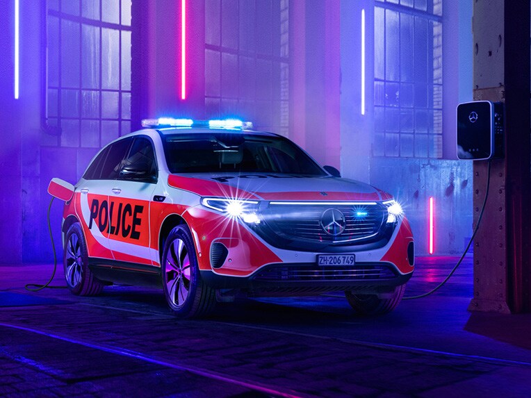Mercedes-Benz Polizeifahrzeug