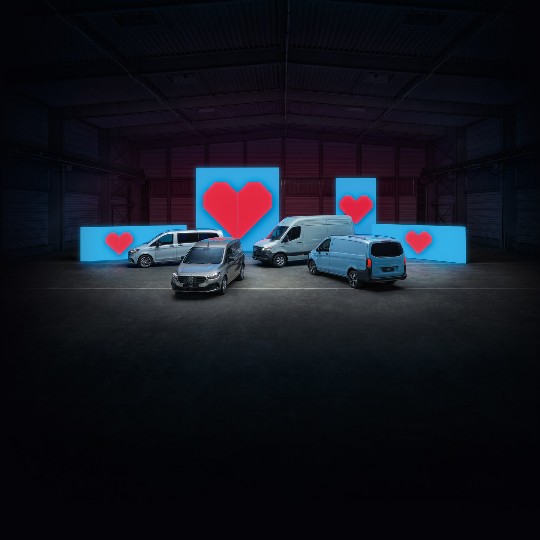 Modèles de fourgons eSprinter, eVito et eCitan de Mercedes-Benz.